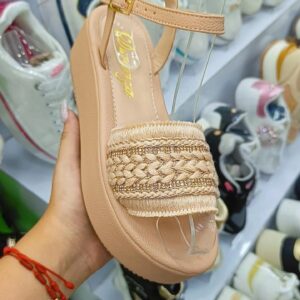 Duranza Crochet Daydream Crochet-Detail Sandals — White