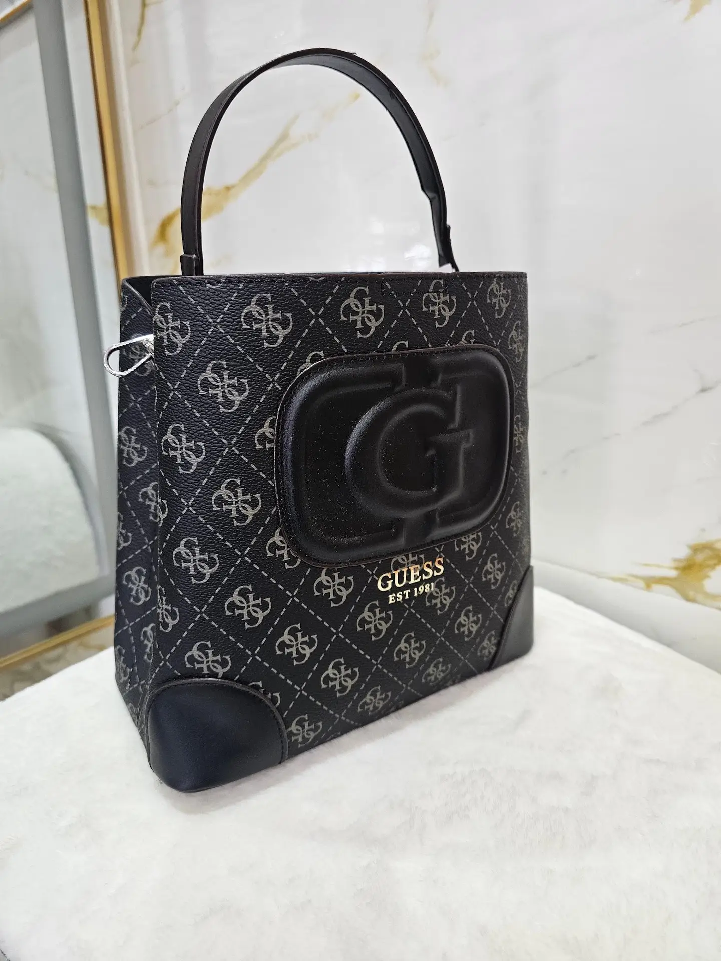 GUESS City Carry Tote Bag — Black